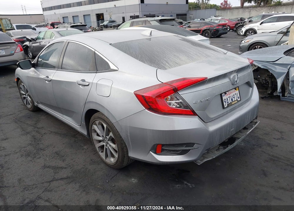 2018 HONDA CIVIC EX VIN: 2HGFC2F71JH585204