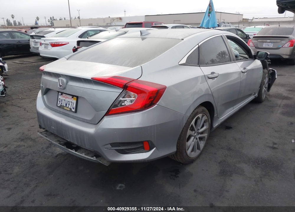 2018 HONDA CIVIC EX VIN: 2HGFC2F71JH585204