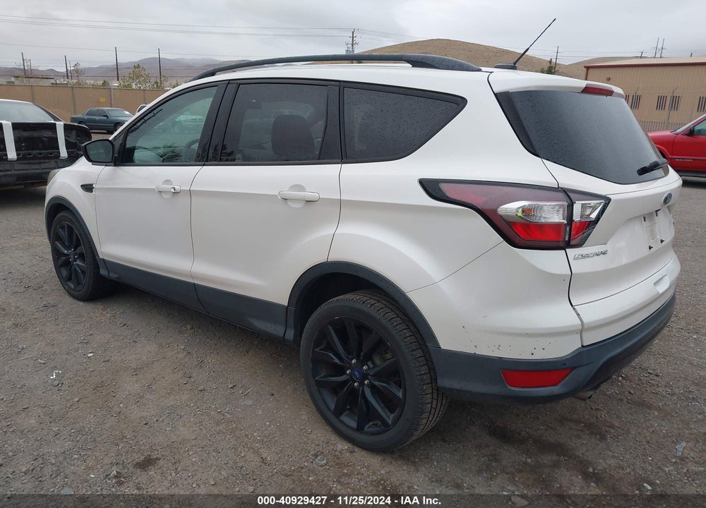 2017 FORD ESCAPE SE VIN: 1FMCU0GD6HUC11195