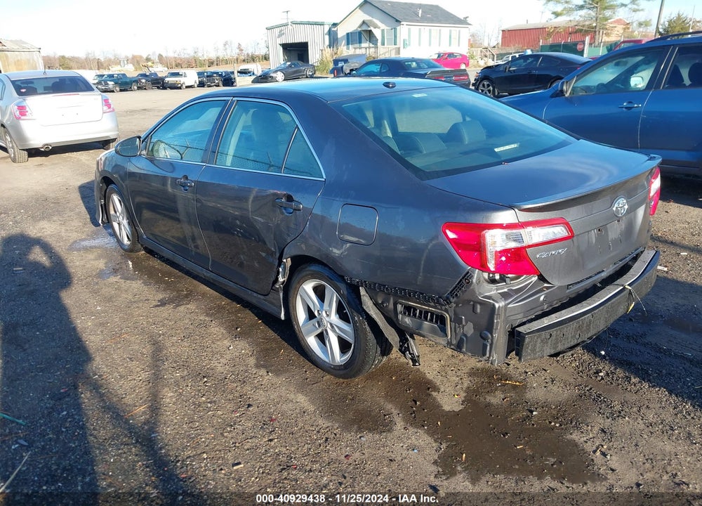 2012 TOYOTA CAMRY SE VIN: 4T1BF1FK0CU035393
