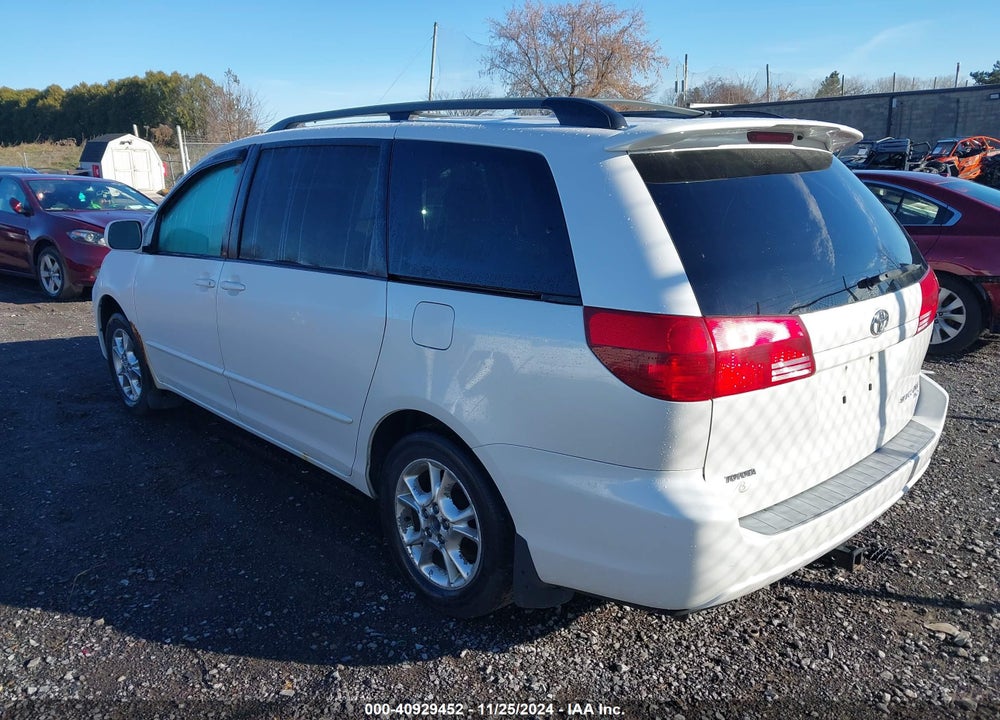 2005 TOYOTA SIENNA XLE VIN: 5TDBA22CX5S031141