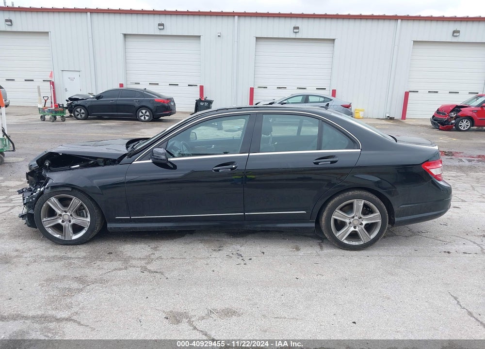 2011 MERCEDES-BENZ C 300 LUXURY 4MATIC/SPORT 4MATIC VIN: WDDGF8BB1BR179633