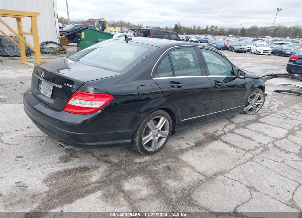 2011 MERCEDES-BENZ C 300 LUXURY 4MATIC/SPORT 4MATIC VIN: WDDGF8BB1BR179633