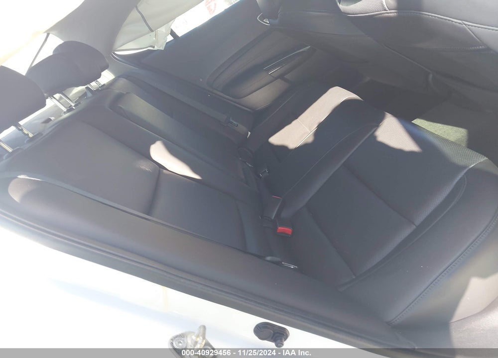 2018 ACURA TLX VIN: 19UUB1F52JA009901