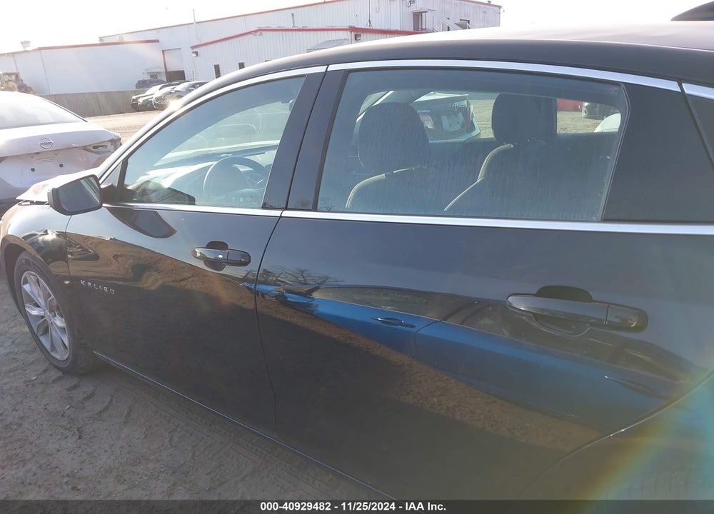 2022 CHEVROLET MALIBU FWD LT VIN: 1G1ZD5ST5NF176250