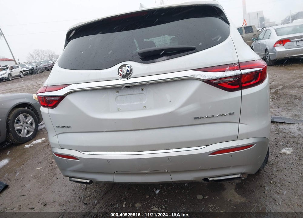 2018 BUICK ENCLAVE PREMIUM VIN: 5GAERCKW8JJ176418