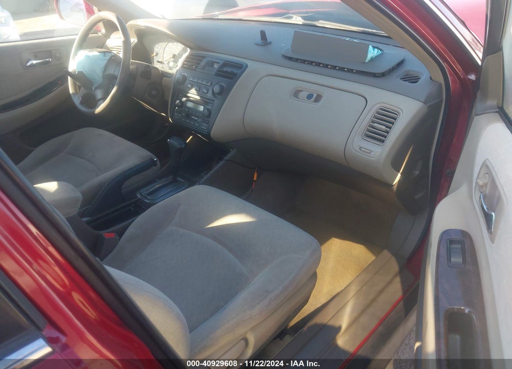 2002 HONDA ACCORD VIN: JHMCG66882C027410