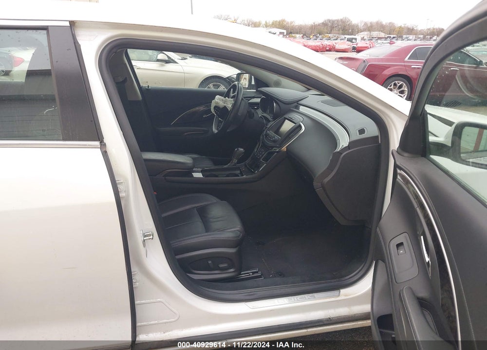 2016 BUICK LACROSSE VIN: 1G4GD5G38GF204869