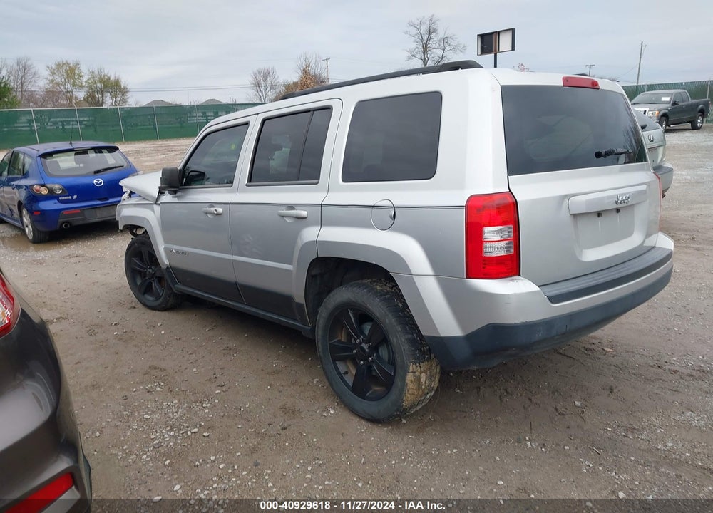 2014 JEEP PATRIOT LATITUDE VIN: 1C4NJPFB3ED560325