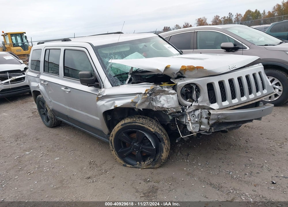 2014 JEEP PATRIOT LATITUDE VIN: 1C4NJPFB3ED560325