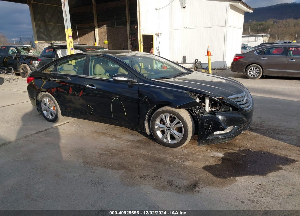 2013 HYUNDAI SONATA LIMITED VIN: 5NPEC4AC4DH682662