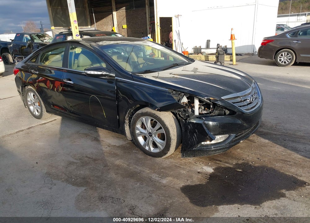 2013 HYUNDAI SONATA LIMITED VIN: 5NPEC4AC4DH682662