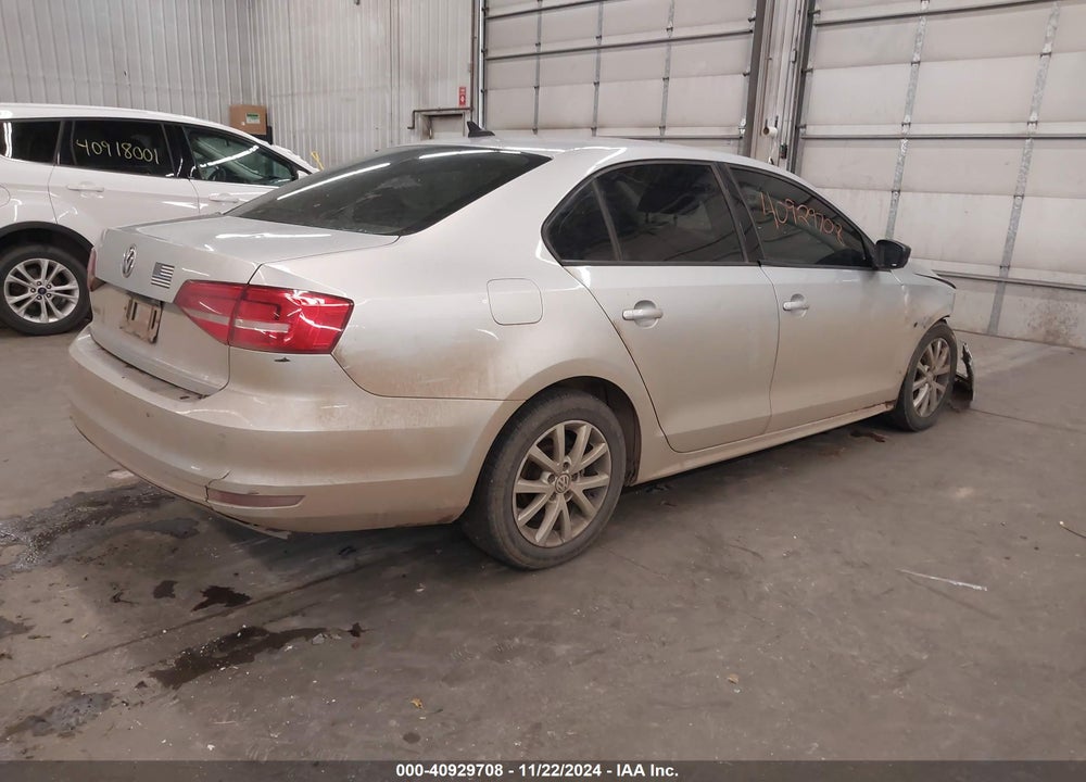 2015 VOLKSWAGEN JETTA VIN: 3VW2K7AJXFM272321