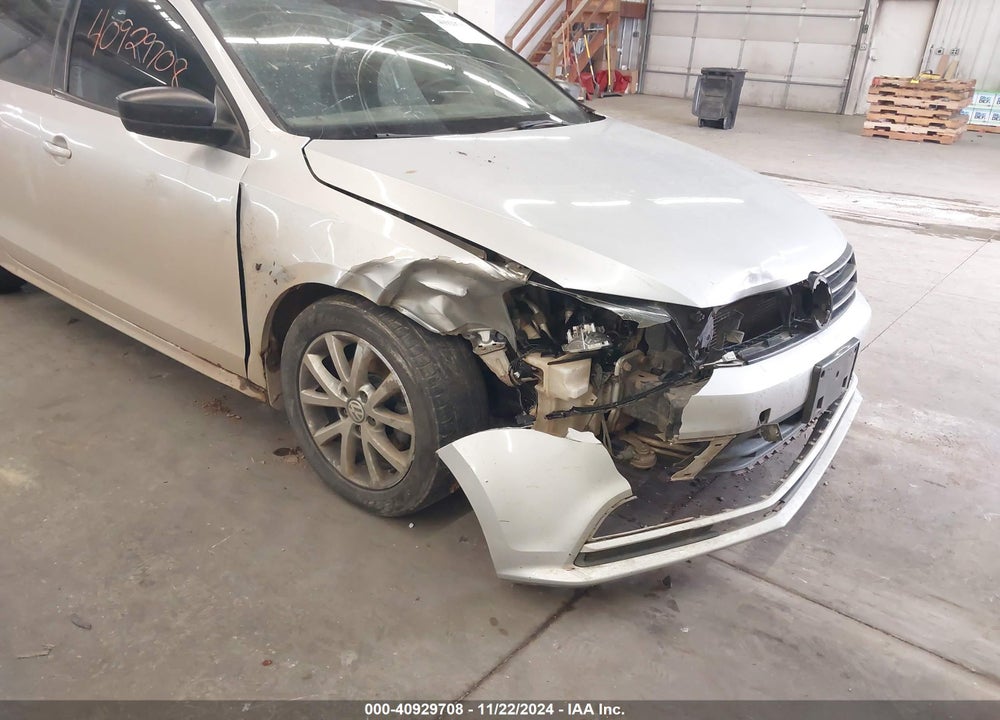 2015 VOLKSWAGEN JETTA VIN: 3VW2K7AJXFM272321