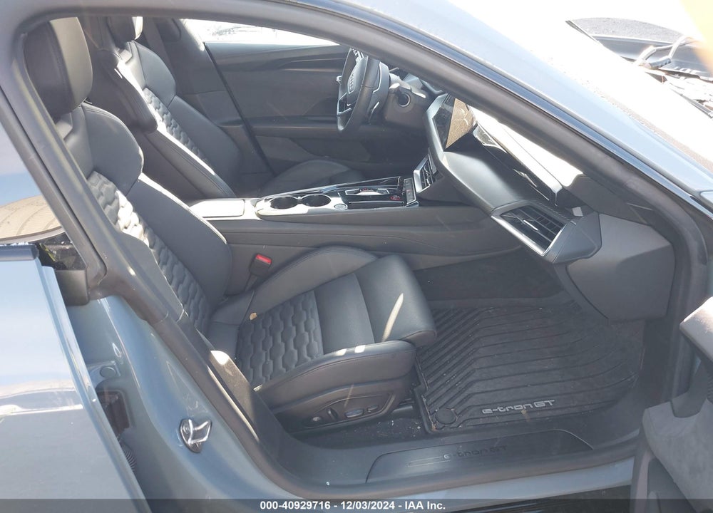 2022 AUDI E-TRON GT PREMIUM PLUS QUATTRO VIN: WAUCJBFW0N7004689