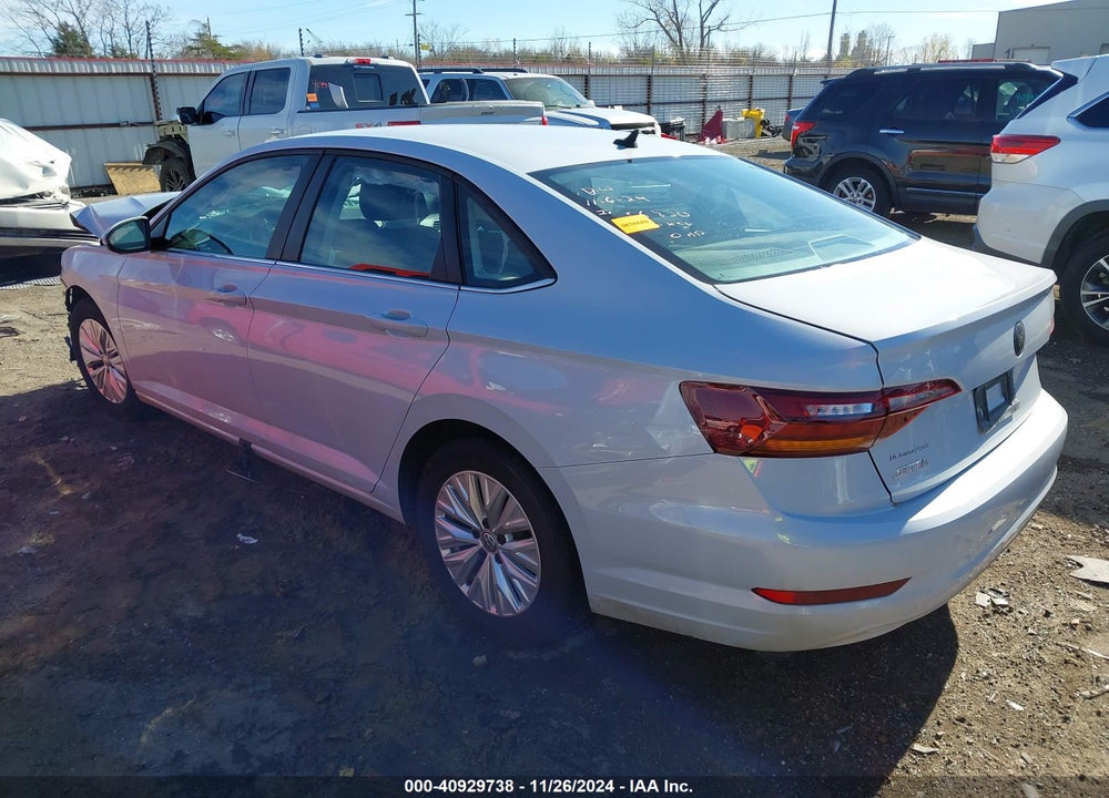 2019 VOLKSWAGEN JETTA VIN: 3VWCB7BU0KM131930