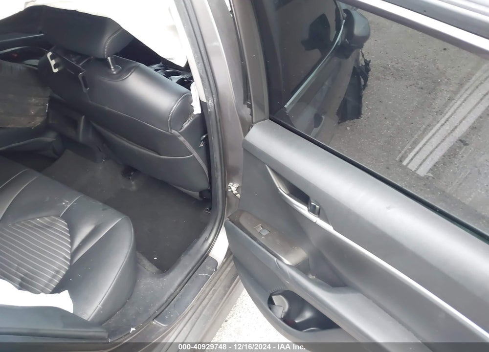 2021 TOYOTA CAMRY VIN: 4T1G11AK6MU596811