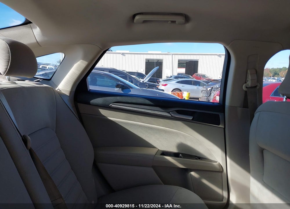 2017 FORD FUSION SE VIN: 3FA6P0H75HR193206