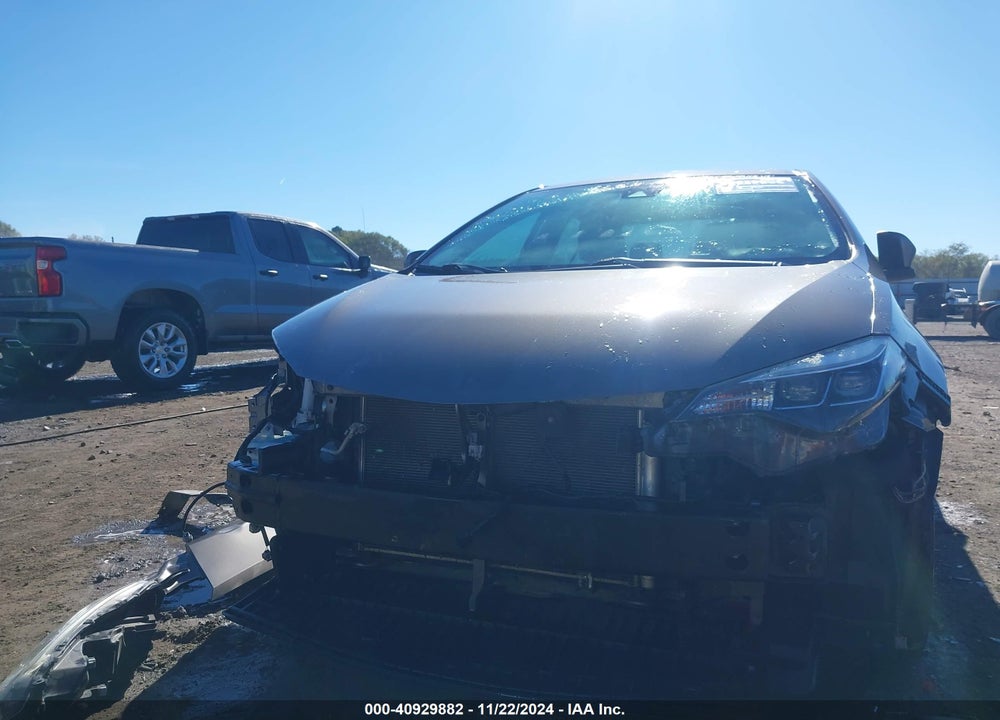 2019 TOYOTA COROLLA SE VIN: 2T1BURHE2KC153750