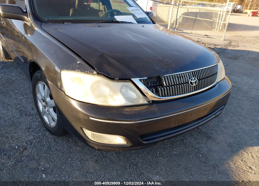 2001 TOYOTA AVALON XLS VIN: 4T1BF28B91U174731