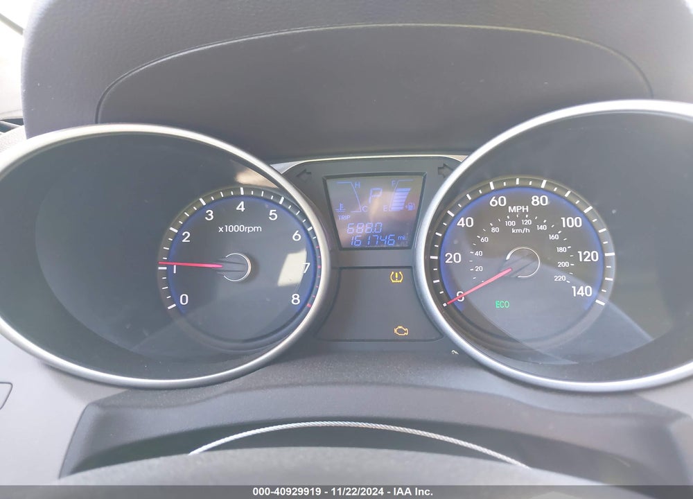 2014 HYUNDAI TUCSON SE VIN: KM8JU3AG6EU805549