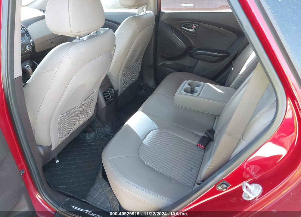 2014 HYUNDAI TUCSON SE VIN: KM8JU3AG6EU805549