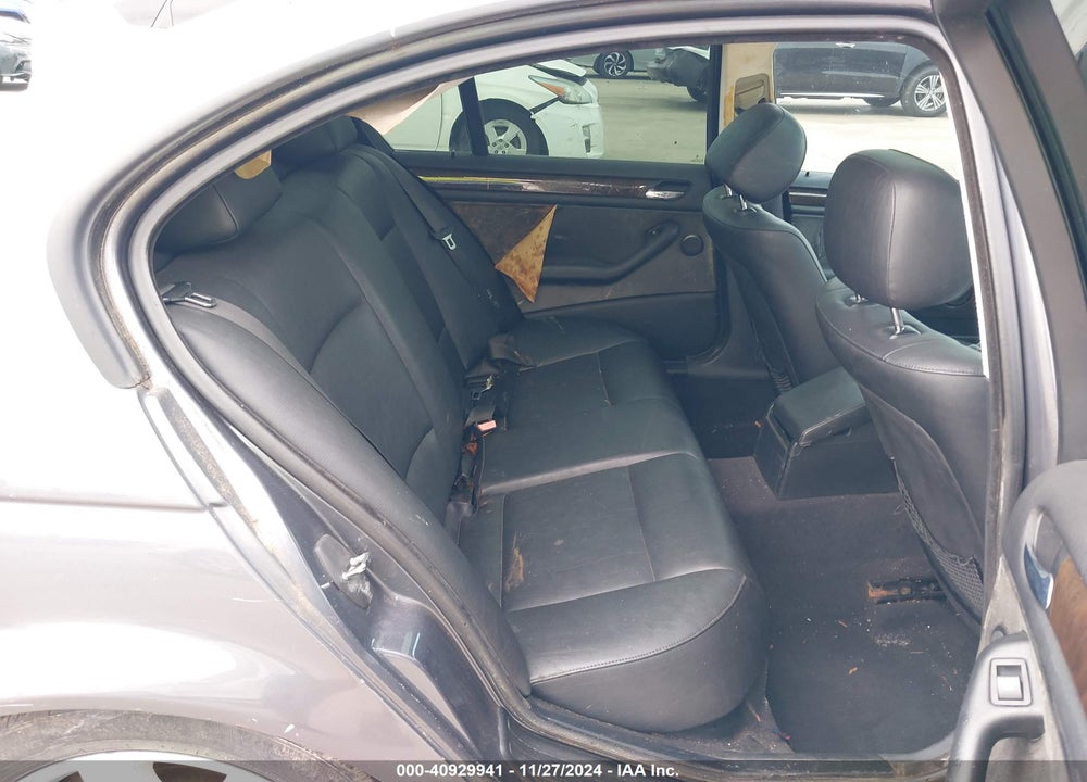 2002 BMW 325XI VIN: WBAEU33402PF56832