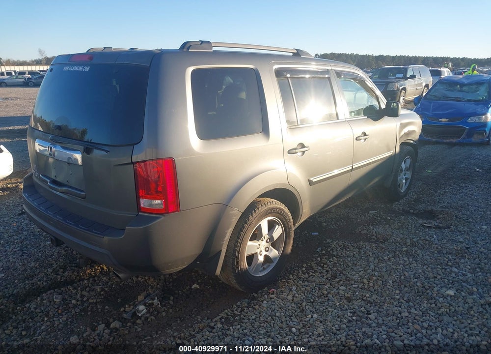2009 HONDA PILOT EX VIN: 5FNYF38409B000587