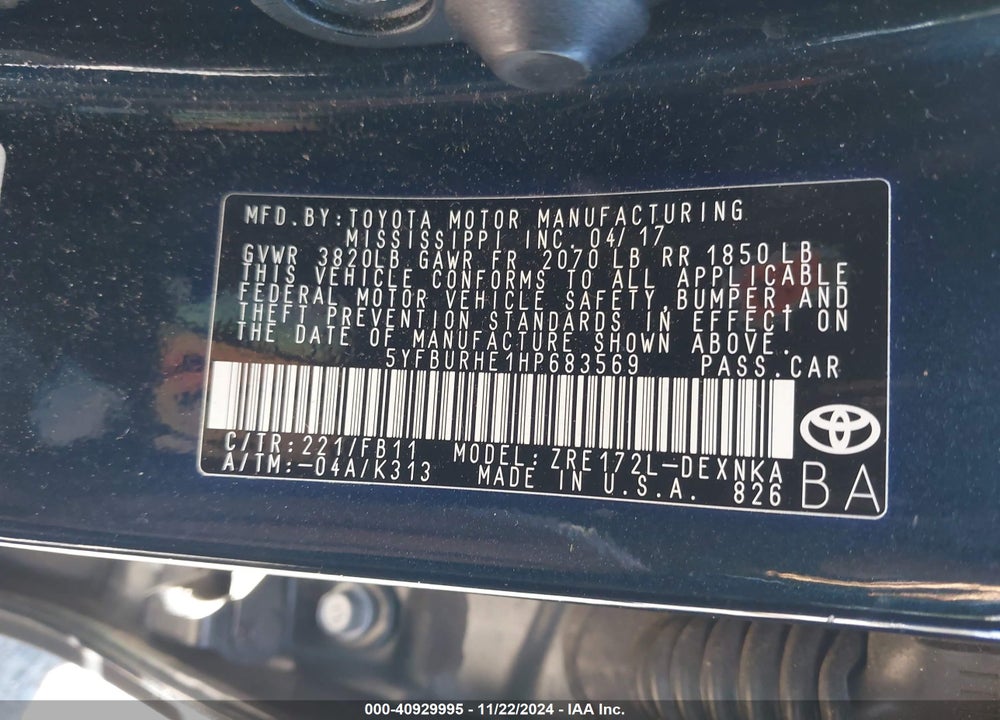 2017 TOYOTA COROLLA LE VIN: 5YFBURHE1HP683569
