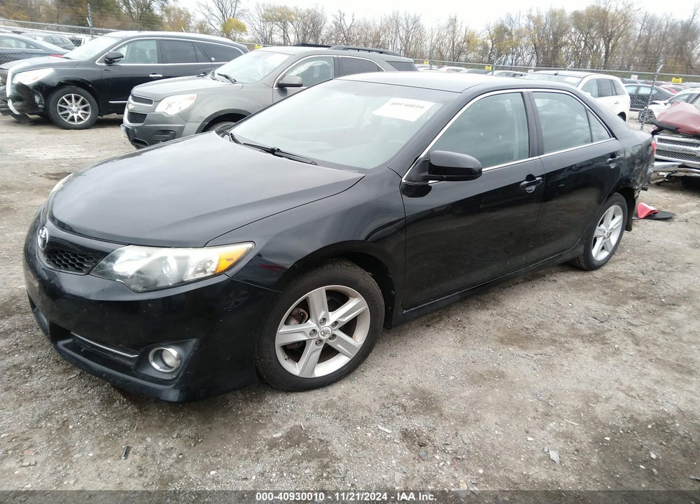 2013 TOYOTA CAMRY SE VIN: 4T1BF1FK7DU655708