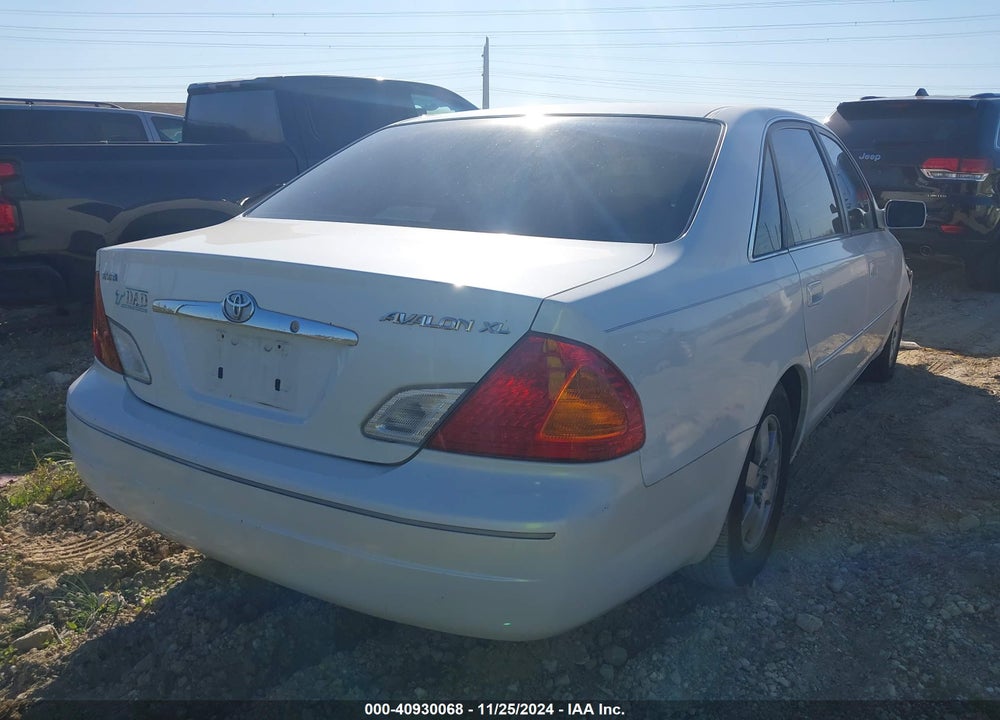 2000 TOYOTA AVALON XL VIN: 4T1BF28BXYU113527
