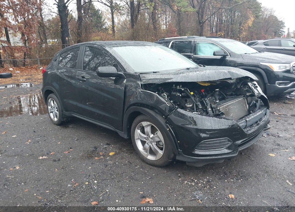 2019 HONDA HR-V LX VIN: 3CZRU6H39KG721956
