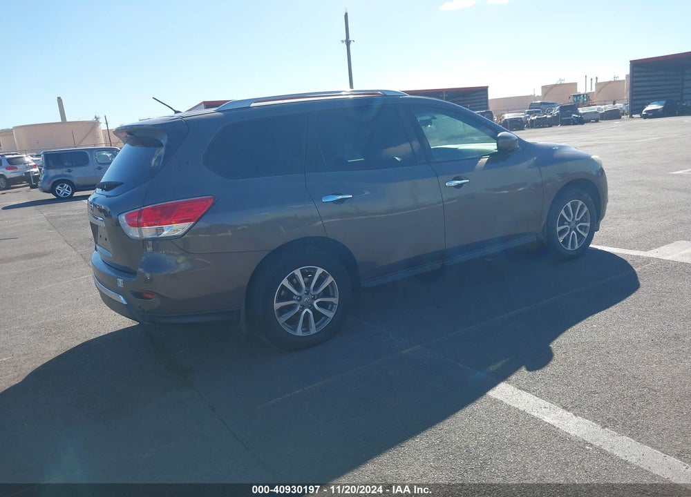 2015 NISSAN PATHFINDER S VIN: 5N1AR2MN4FC669550