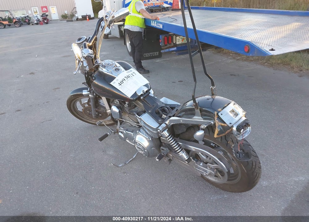 2005 HARLEY-DAVIDSON FXDC VIN: 1HD1GTV115K305987