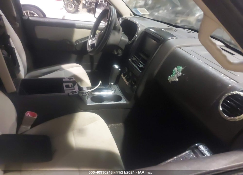 2008 FORD EXPLORER XLT VIN: 1FMEU73E98UA42094