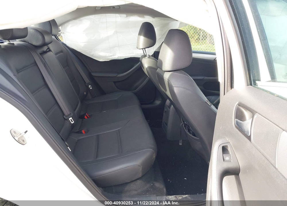 2017 VOLKSWAGEN JETTA VIN: 3VWDB7AJ0HM249531