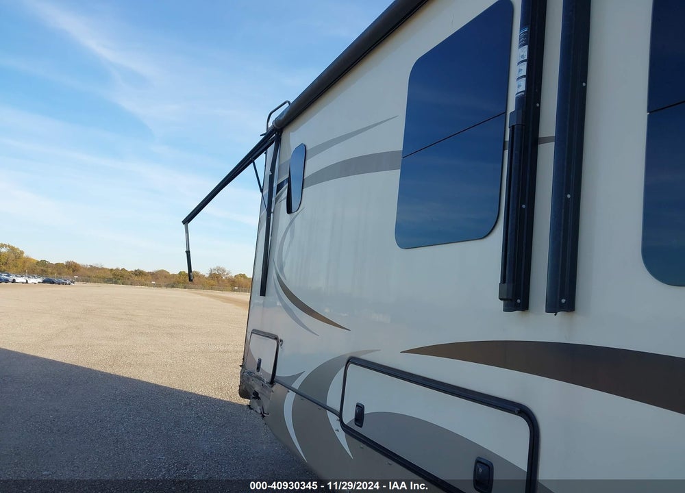 2019 KEYSTONE MONTANA 3761 FL VIN: 4YDF37627K4702747