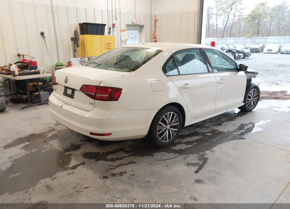 2018 VOLKSWAGEN JETTA 1.4T SE/1.4T WOLFSBURG EDITION VIN: 3VWDB7AJ7JM203734