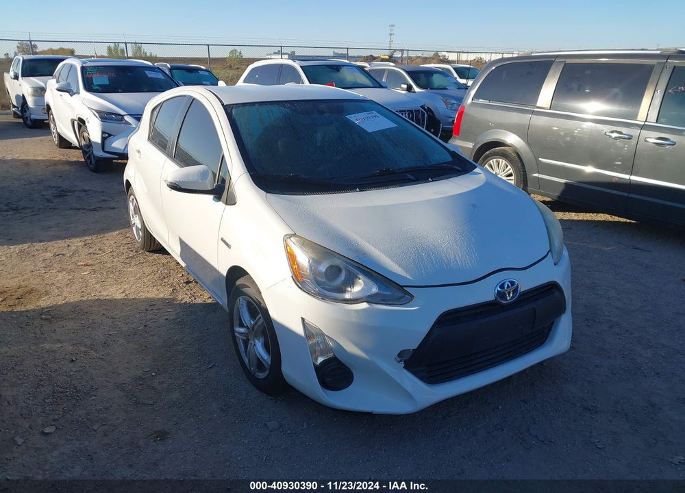 2015 TOYOTA PRIUS C ONE VIN: JTDKDTB33F1585102