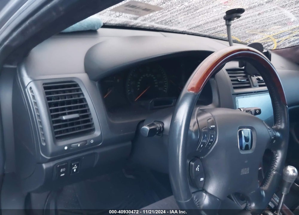 2003 HONDA ACCORD 2.4 LX VIN: 1HGCM55383A023415