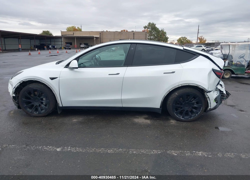 2021 TESLA MODEL Y LONG RANGE DUAL MOTOR ALL-WHEEL DRIVE VIN: 5YJYGDEE8MF097806