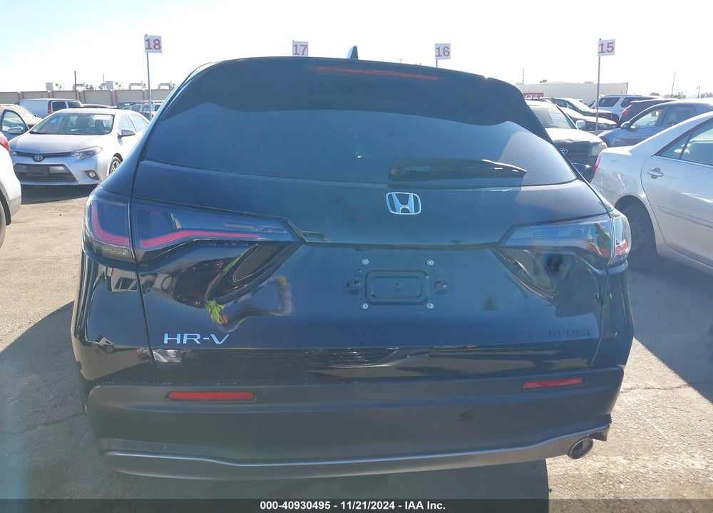 2024 HONDA HR-V 2WD SPORT/2WD SPORT W/O BSI VIN: 3CZRZ1H53RM702241