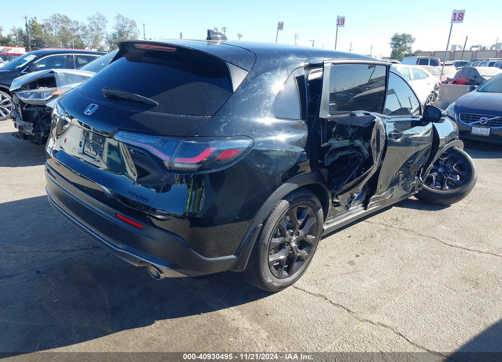2024 HONDA HR-V 2WD SPORT/2WD SPORT W/O BSI VIN: 3CZRZ1H53RM702241