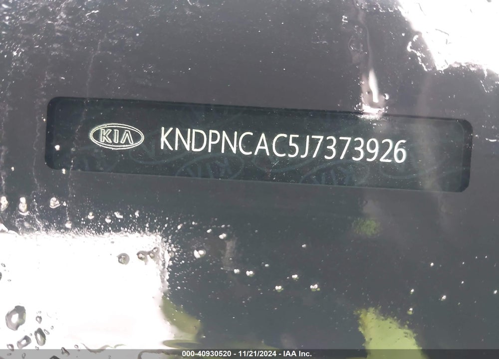 2018 KIA SPORTAGE EX VIN: KNDPNCAC5J7373926
