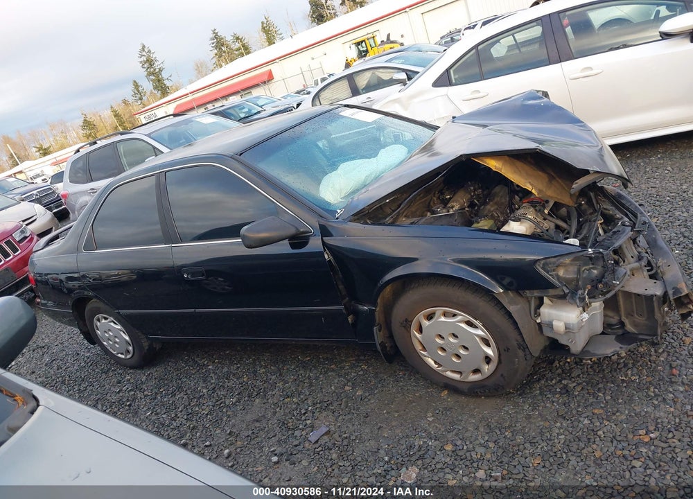 1998 TOYOTA CAMRY LE VIN: JT2BG22K5W0134003