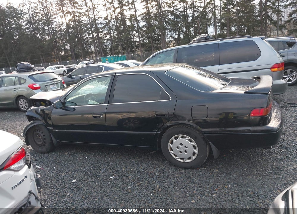 1998 TOYOTA CAMRY LE VIN: JT2BG22K5W0134003