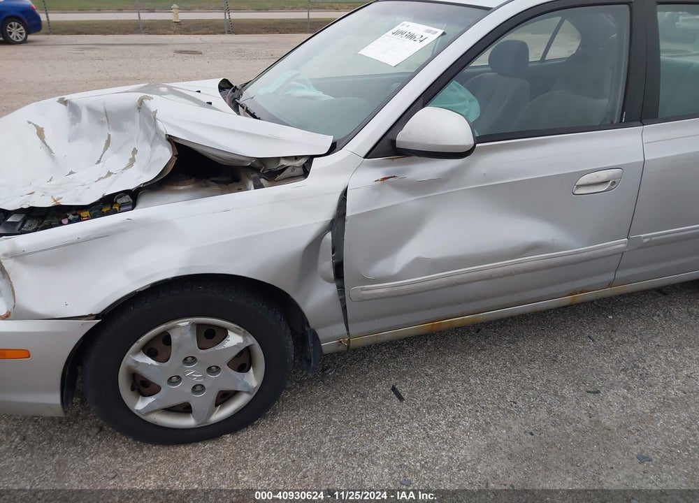 2004 HYUNDAI ELANTRA GLS/GT VIN: KMHDN46D14U776930