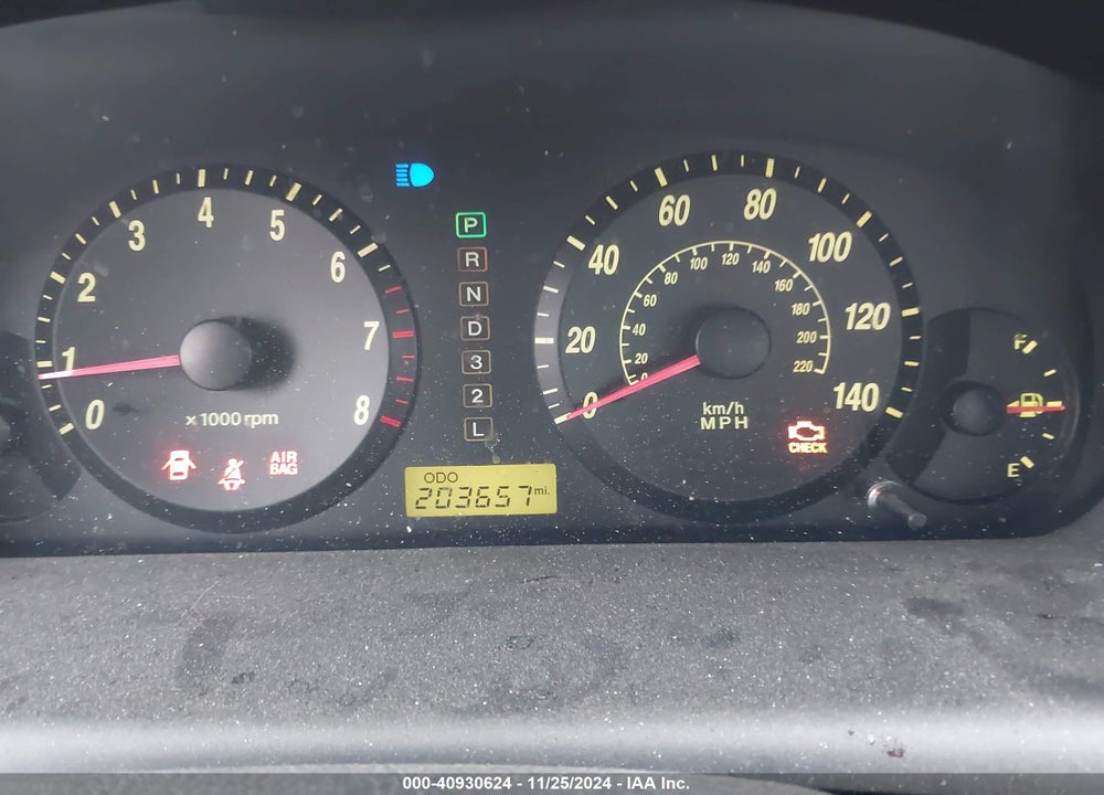 2004 HYUNDAI ELANTRA GLS/GT VIN: KMHDN46D14U776930