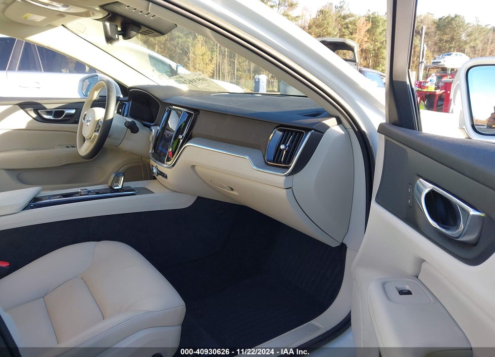 2023 VOLVO V60 CROSS COUNTRY B5 PLUS VIN: YV4L12WZ3P2107065