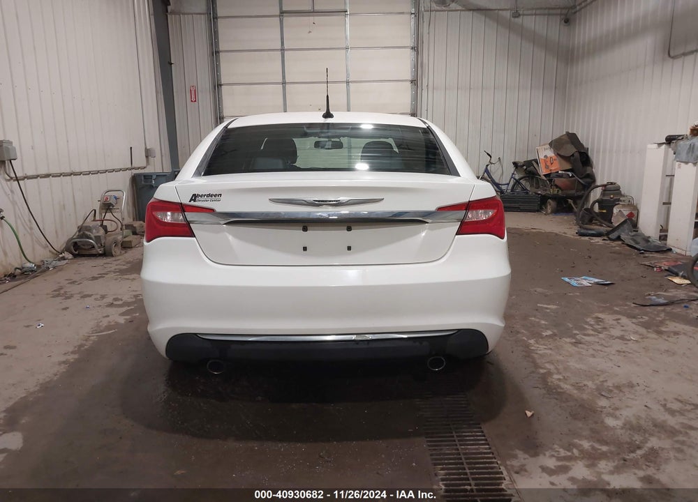 2011 CHRYSLER 200 LIMITED VIN: 1C3BC2FG1BN505927
